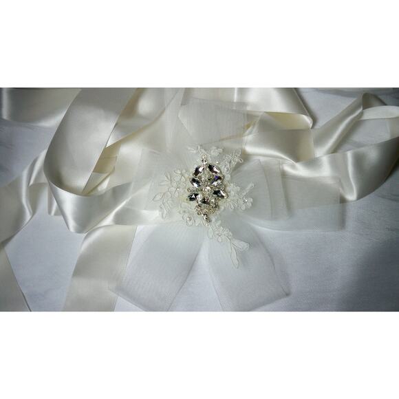 White Satin Rhinestone Lace Bridal Belt Prom Dress Gown Party Formal Belt Sash - Picture 2 of 4